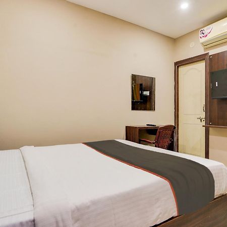 Hotel Airport Land Neu-Delhi Exterior foto