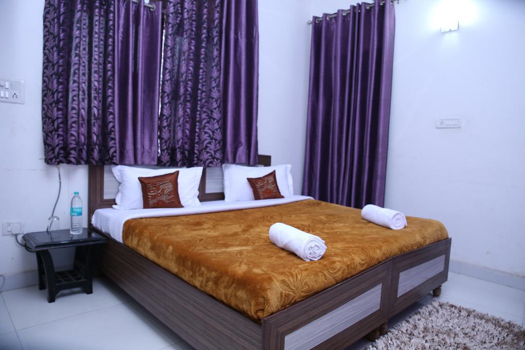 Hotel Airport Land Neu-Delhi Zimmer foto
